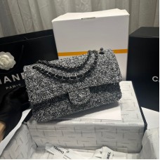 Chanel Classic Flap Medium Size 25.5cm Shoulder Bag A1112