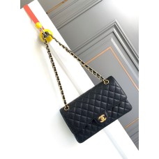 Chanel Classic Flap Medium Size 25.5cm Caviar Leather Gold Hardware Shoulder Bag A1112