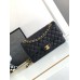 Chanel Classic Flap Medium Size 25.5cm Caviar Leather Gold Hardware Shoulder Bag A1112