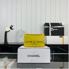 Chanel Classic Flap New Medium Size 23cm Caviar Leather Gold Hardware Shoulder Bag A1117
