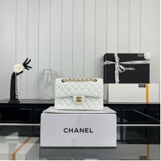 Chanel Classic Flap New Medium Size 23cm Caviar Leather Gold Hardware Shoulder Bag A1117