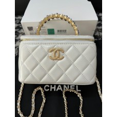 Chanel Top Handle Bag CHBAN27