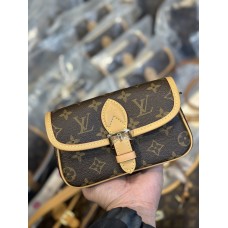 Louis Vuitton LV Diane Mini M83293 Shoulder Bag Crossbody Bag LLBGA144