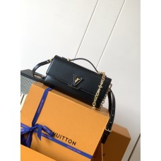 Louis Vuitton LV Wallet On Chain Capucines M12143 Shoulder Bag Crossbody Bag LLBGA166