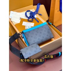 Louis Vuitton LV Alpha Wearable Shoulder Bag M81124 Clutch Purse Cosmetic Bag LLBGG31